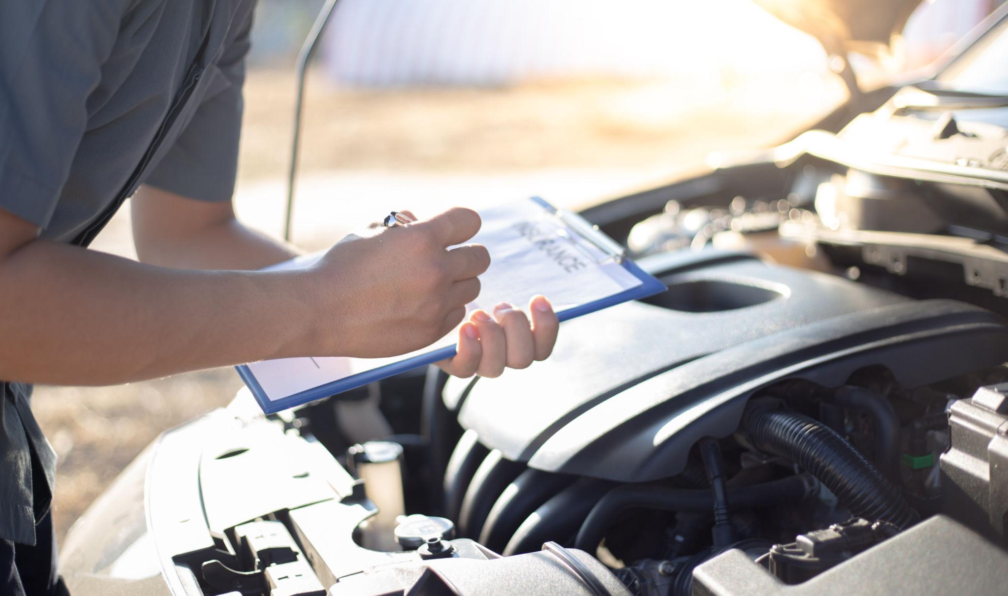 Jak rozpoznat první příznaky poruchy motoru